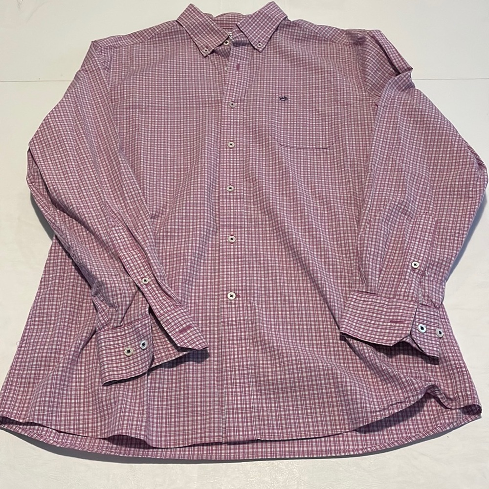 Southern Tide Button Down size Large Classic fit